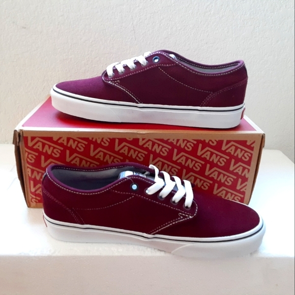 Vans - Picture 2 of 4